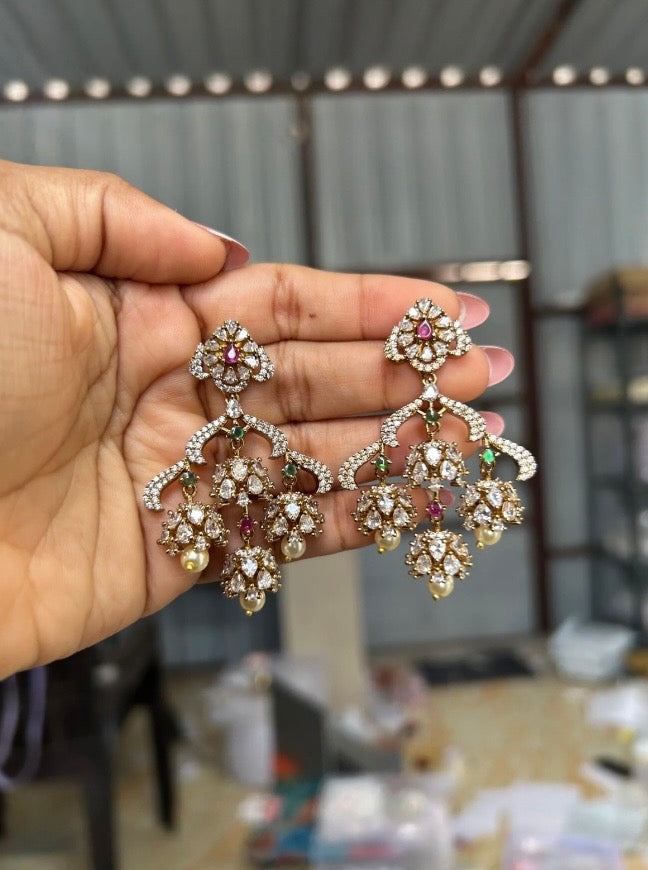 AD LIGHT Stone Chandelier Earrings